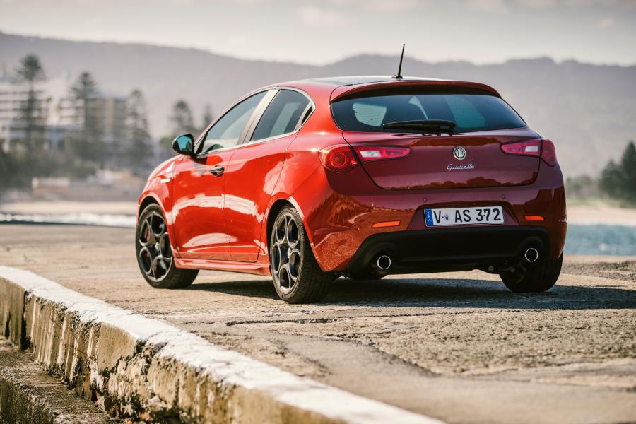  Alfa Romeo Giulietta Quadrifoglio Verde (940) 2015 года  (AU) (фото 23 из 24)